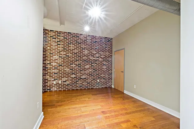 $2,149 | 2929 Chicago Avenue, Unit 1003, Minneapolis, MN 55407