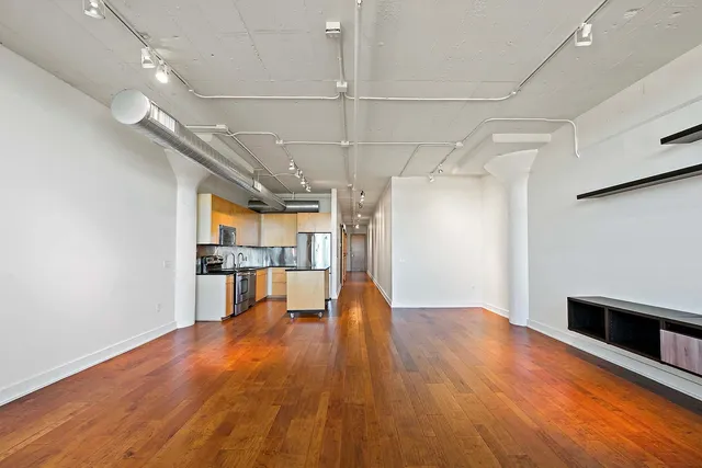 $2,149 | 2929 Chicago Avenue, Unit 1003, Minneapolis, MN 55407