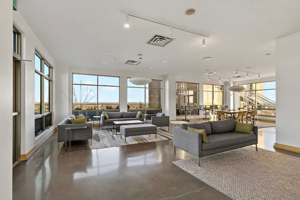 $2,149 | 2929 Chicago Avenue, Unit 1003, Minneapolis, MN 55407