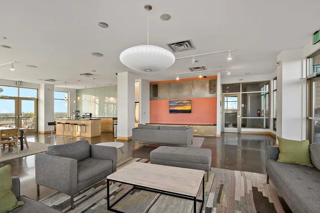 $2,149 | 2929 Chicago Avenue, Unit 1003, Minneapolis, MN 55407