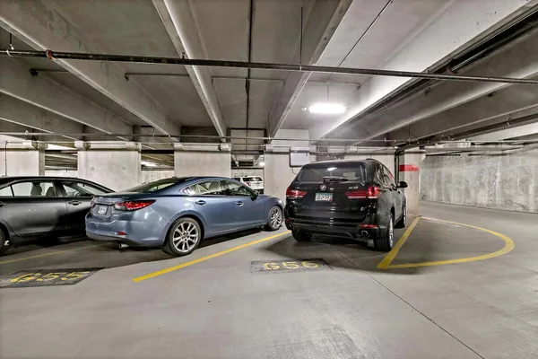 $2,149 | 2929 Chicago Avenue, Unit 1003, Minneapolis, MN 55407