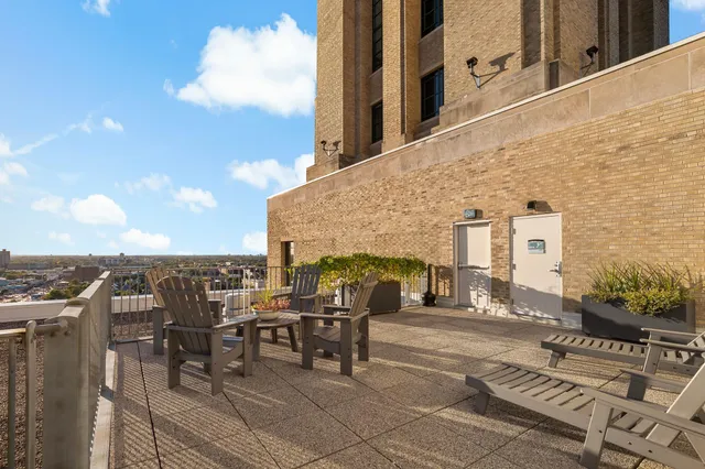 $2,149 | 2929 Chicago Avenue, Unit 1003, Minneapolis, MN 55407