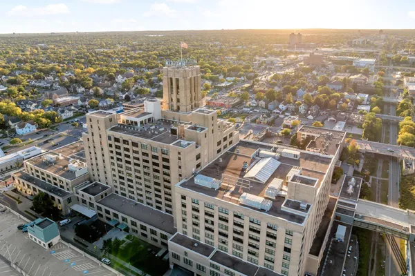 $2,149 | 2929 Chicago Avenue, Unit 1003, Minneapolis, MN 55407