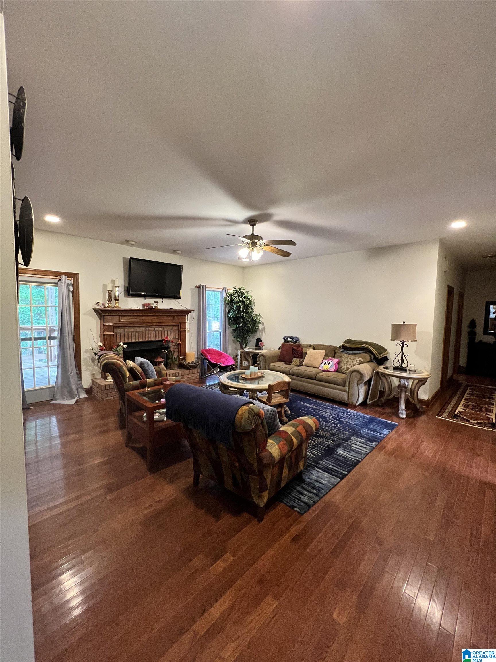 2060 Eastern Valley Road Bessemer, AL 35022 - Photo 7 of 23