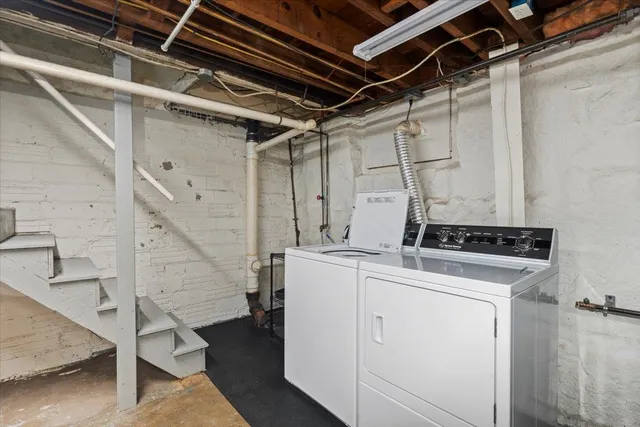 $2,600 | 3 Perry Avenue, Nashua, NH 03060