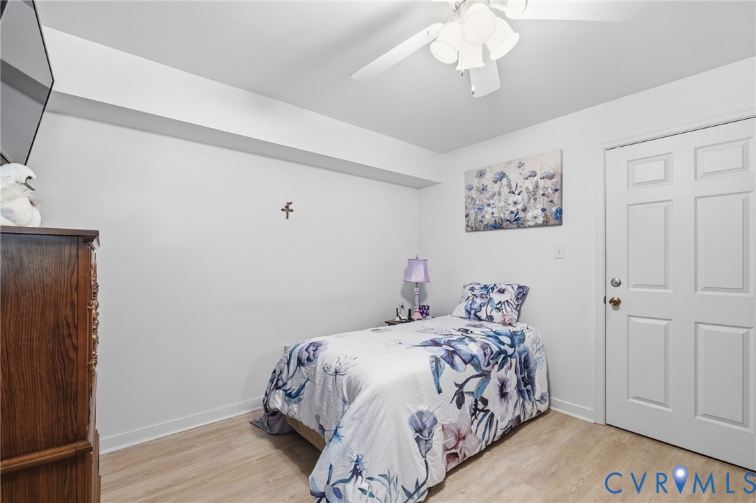 4512 Forrestal Road Chester, VA 23831 - Photo 35 of 47