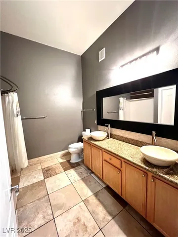 $1,490 | 3545 Cactus Shadow Street, Unit 203, Las Vegas, NV 89129