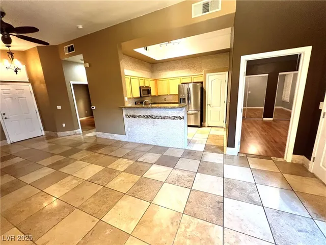 $1,490 | 3545 Cactus Shadow Street, Unit 203, Las Vegas, NV 89129