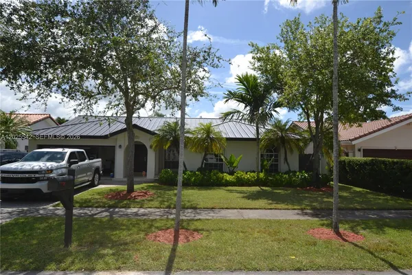 $5,500 | 5785 Southwest 89th Avenue, Miami, FL 33173