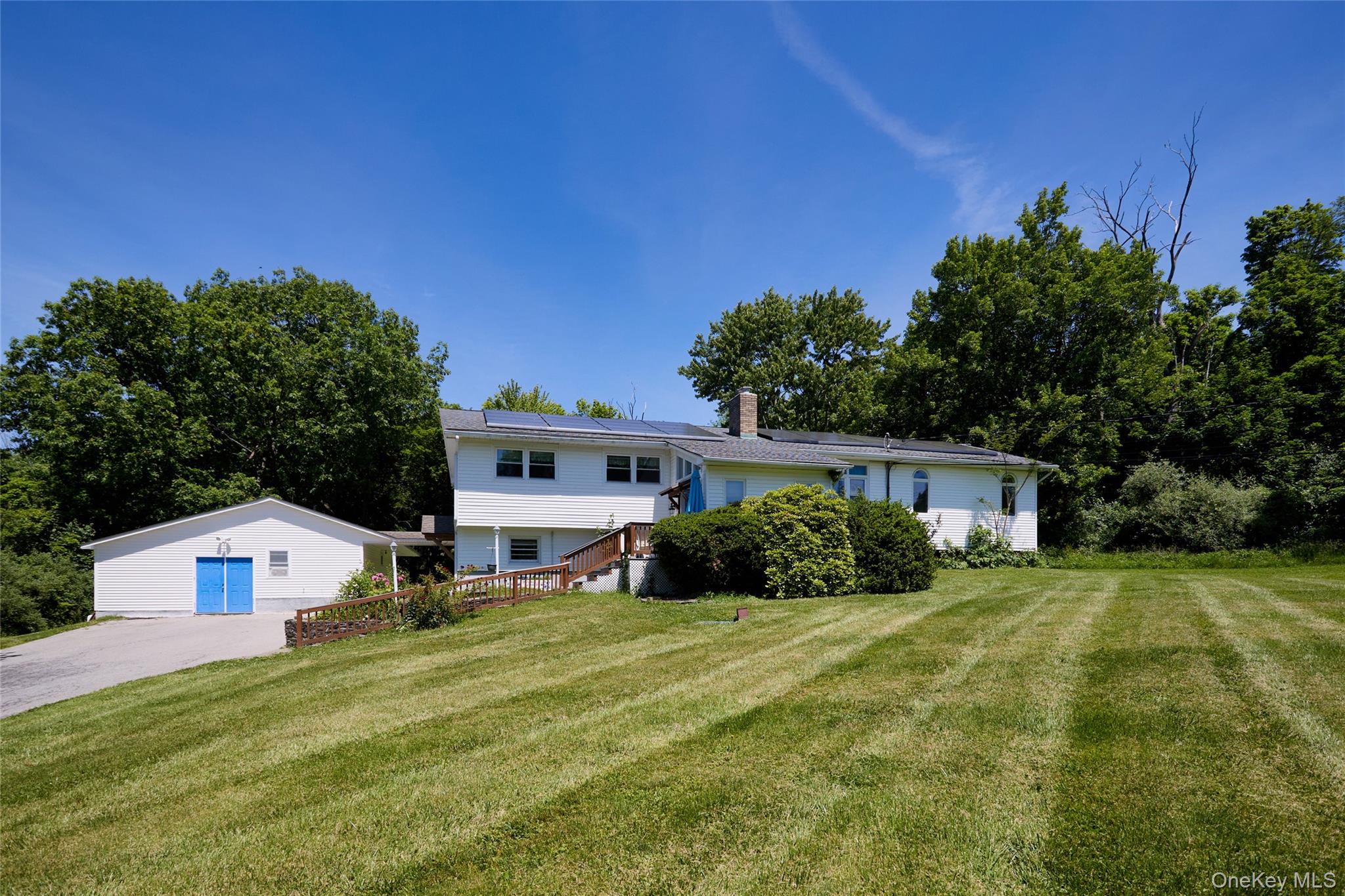 17 Derick Drive Fishkill, NY 12524 - Photo 2 of 49