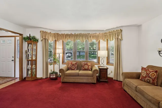 $450,000 | 4302 Beilfuss Drive, Madison, WI 53704