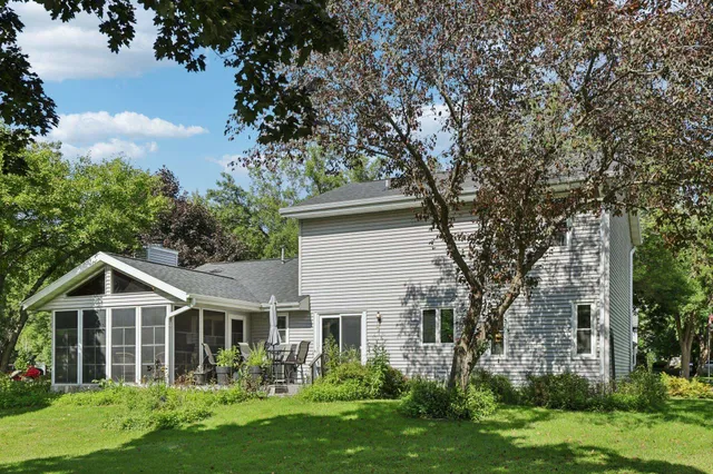 $450,000 | 4302 Beilfuss Drive, Madison, WI 53704