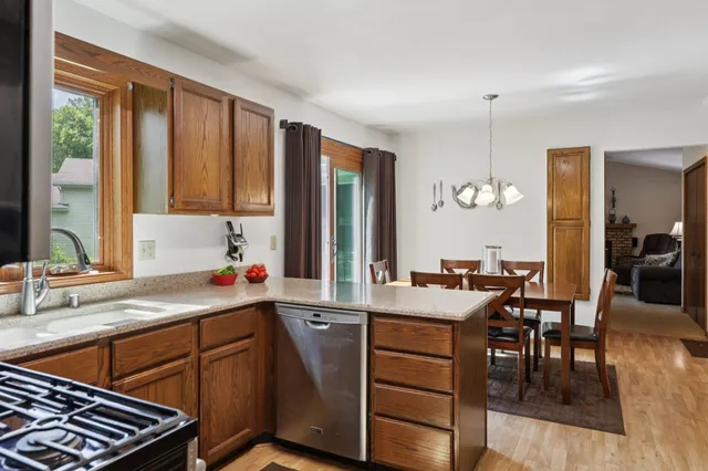 $450,000 | 4302 Beilfuss Drive, Madison, WI 53704