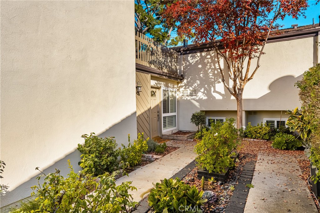 2756 Craig Circle Fullerton, CA 92835 - Photo 2 of 47