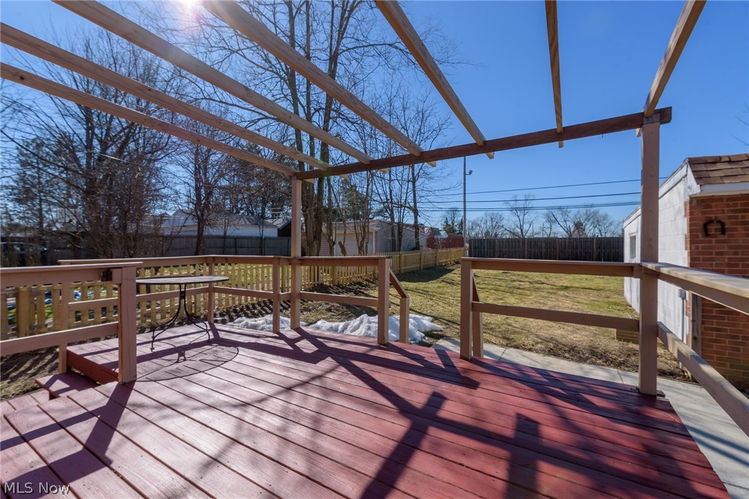 1504 Winchester Road Lyndhurst, OH 44124 - Photo 21 of 26 Gallery Image 21