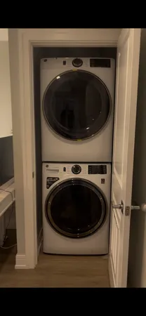 $4,400 | 1725 North Honore Street, Unit 1R, Chicago, IL 60622