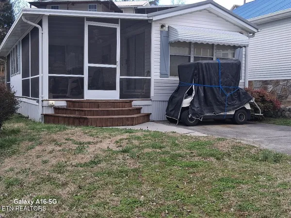 $149,900 | 573 Flamingo Circle, Townsend, TN 37882