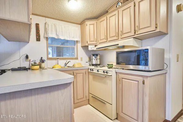 $149,900 | 573 Flamingo Circle, Townsend, TN 37882