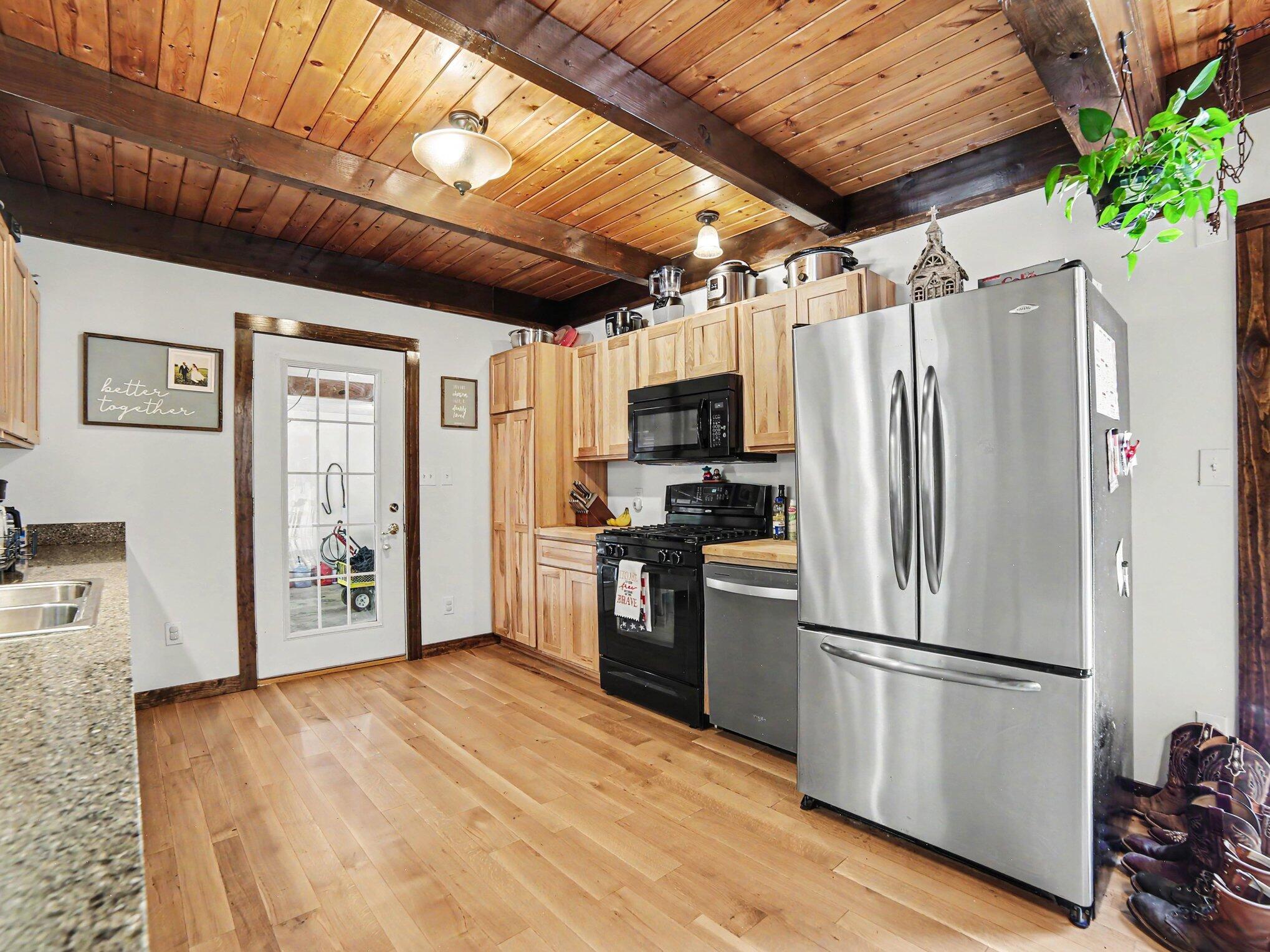 6945 West Shelby Road Shelby, MI 49455 - Photo 16 of 45 Updated Kitchen