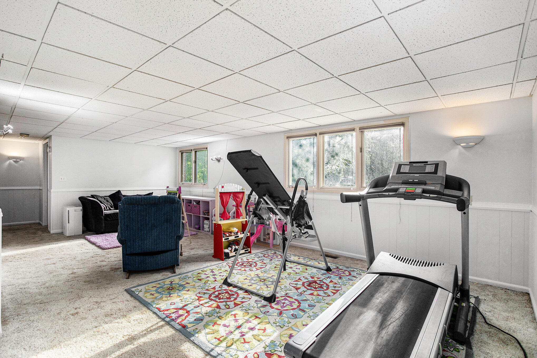 6958 Paddock Lane Jackson, MI 49201 - Photo 20 of 24 6958_paddock_ln_jackson_mi_49201_30_of_4