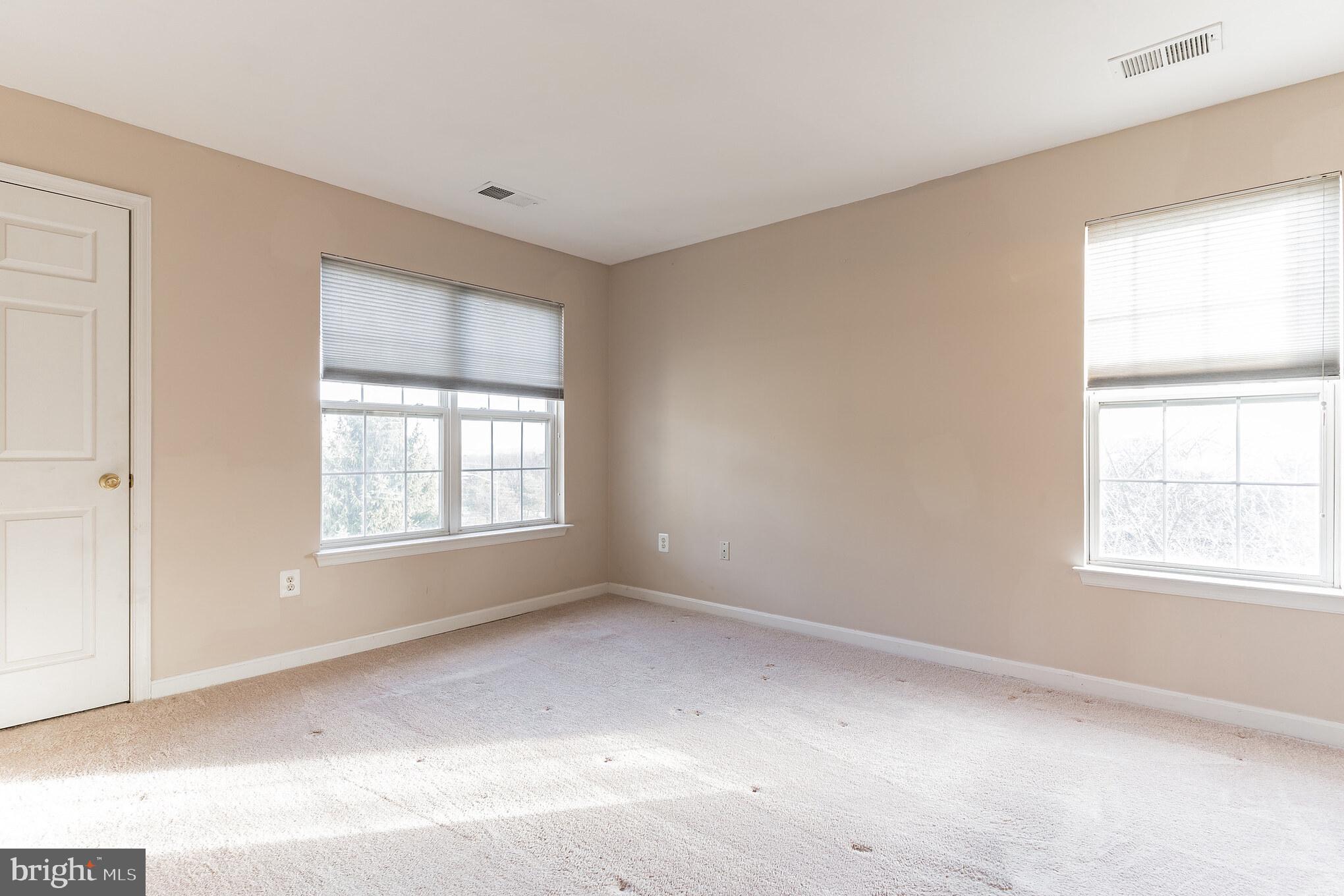 1067 Gardenview Loop, Unit 303 Woodbridge, VA 22191 - Photo 11 of 22