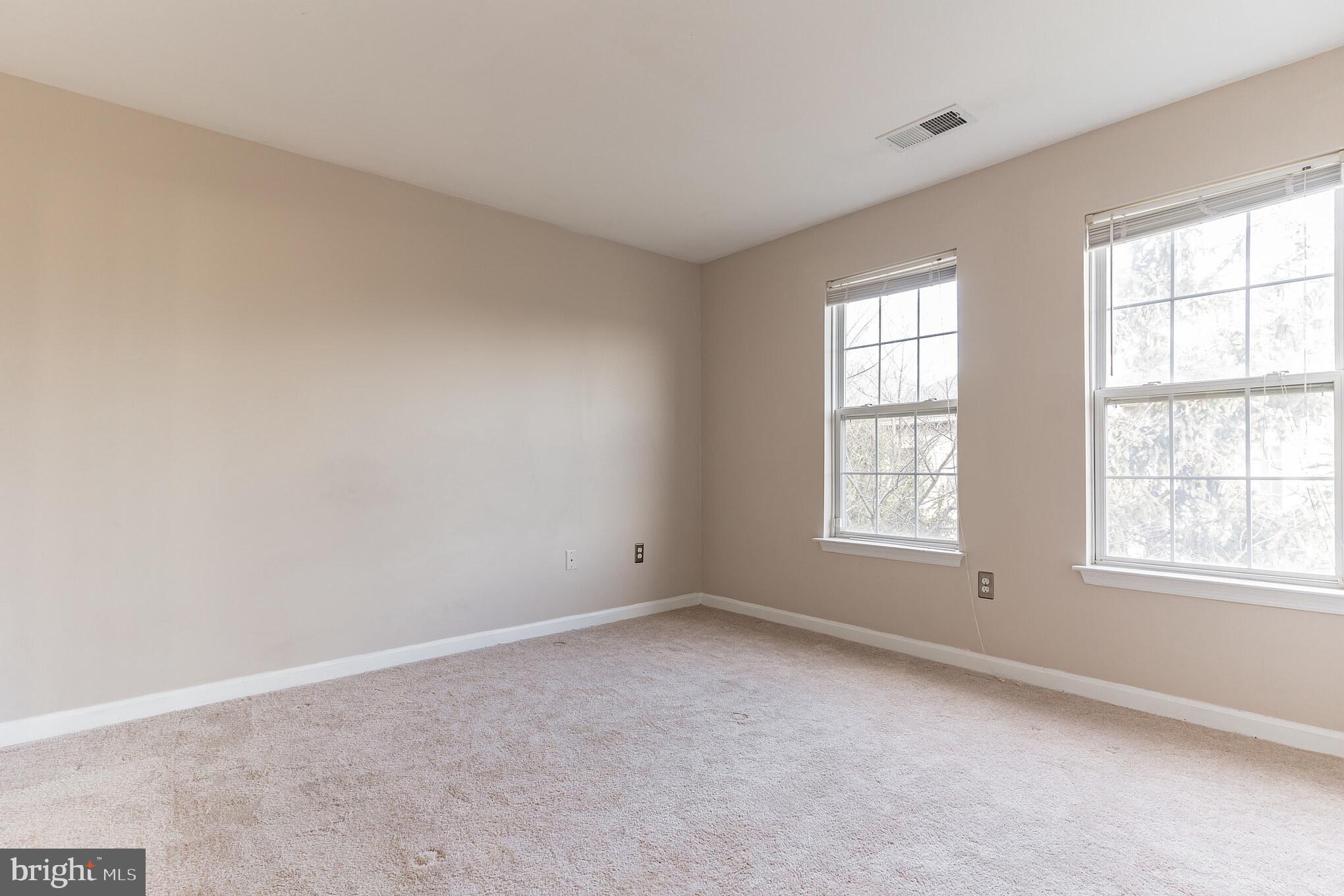 1067 Gardenview Loop, Unit 303 Woodbridge, VA 22191 - Photo 10 of 22