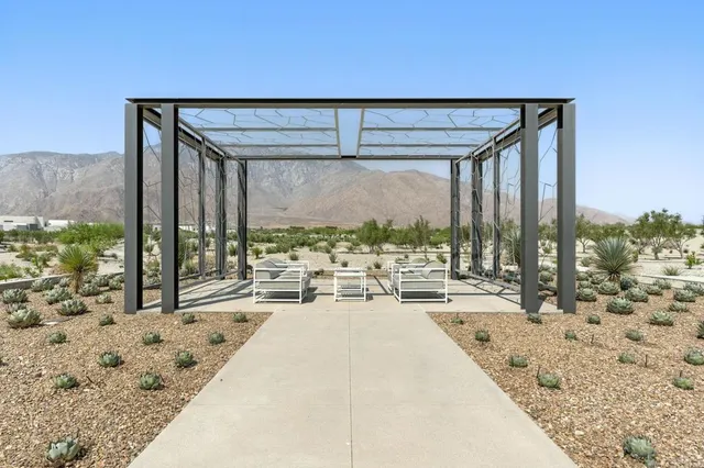 $1,290,000 | 455 Palladium Boulevard, Palm Springs, CA 92262