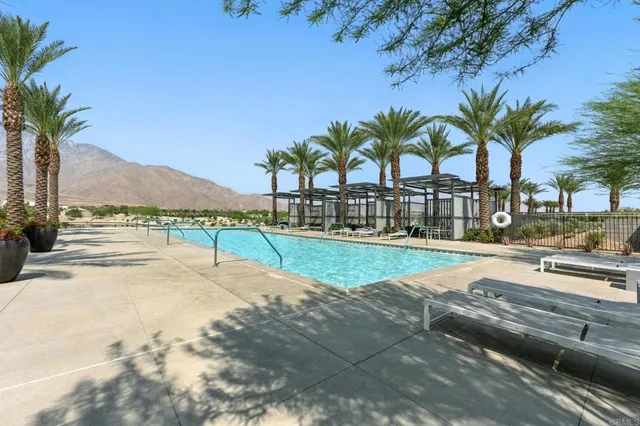 $1,290,000 | 455 Palladium Boulevard, Palm Springs, CA 92262