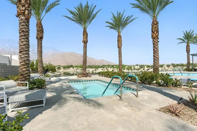 $1,290,000 | 455 Palladium Boulevard, Palm Springs, CA 92262