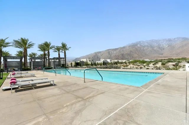 $1,290,000 | 455 Palladium Boulevard, Palm Springs, CA 92262