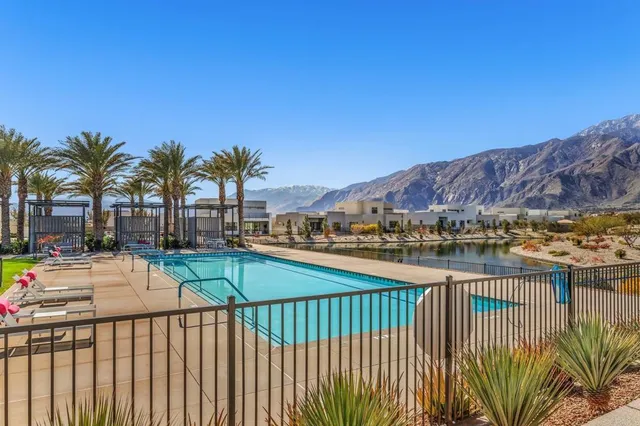 $1,290,000 | 455 Palladium Boulevard, Palm Springs, CA 92262