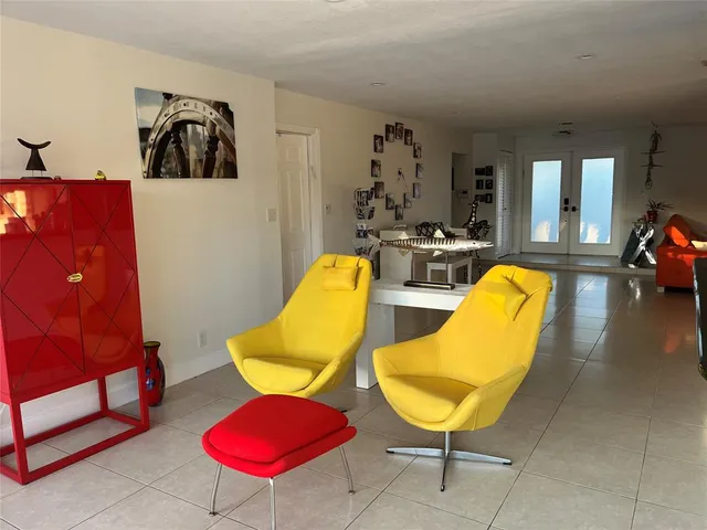 $1,050,000 | 380 Southeast 12th Avenue, Pompano Beach, FL 33060