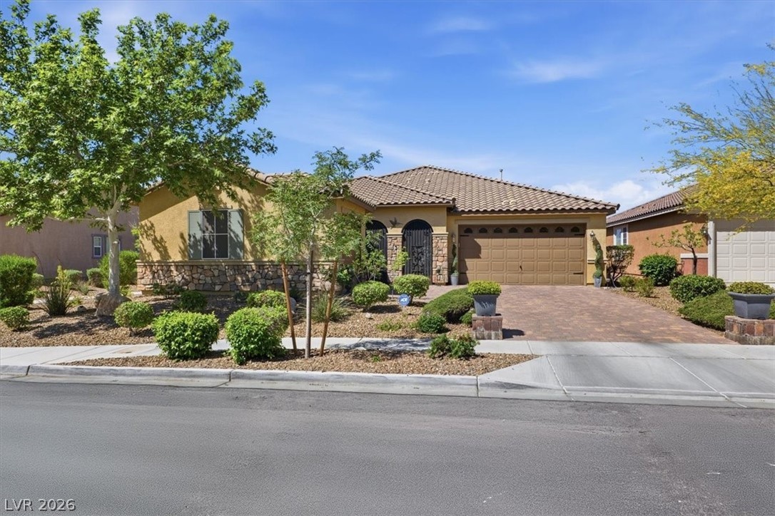 2081 Thames View Street Henderson, NV 89044 - Photo 2 of 39