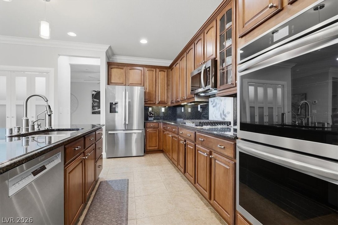 2081 Thames View Street Henderson, NV 89044 - Photo 9 of 39