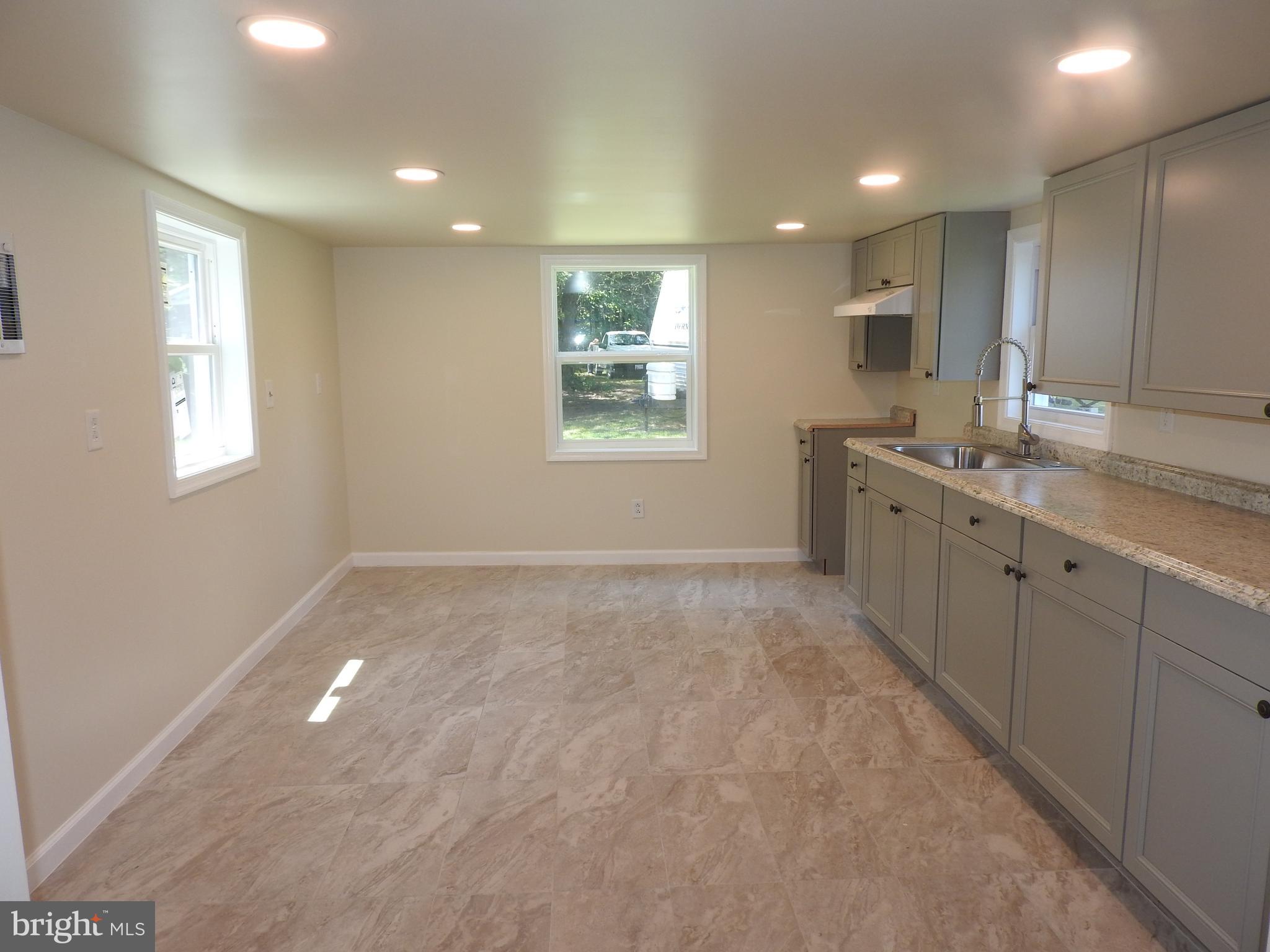 Gleaming  Kitchen