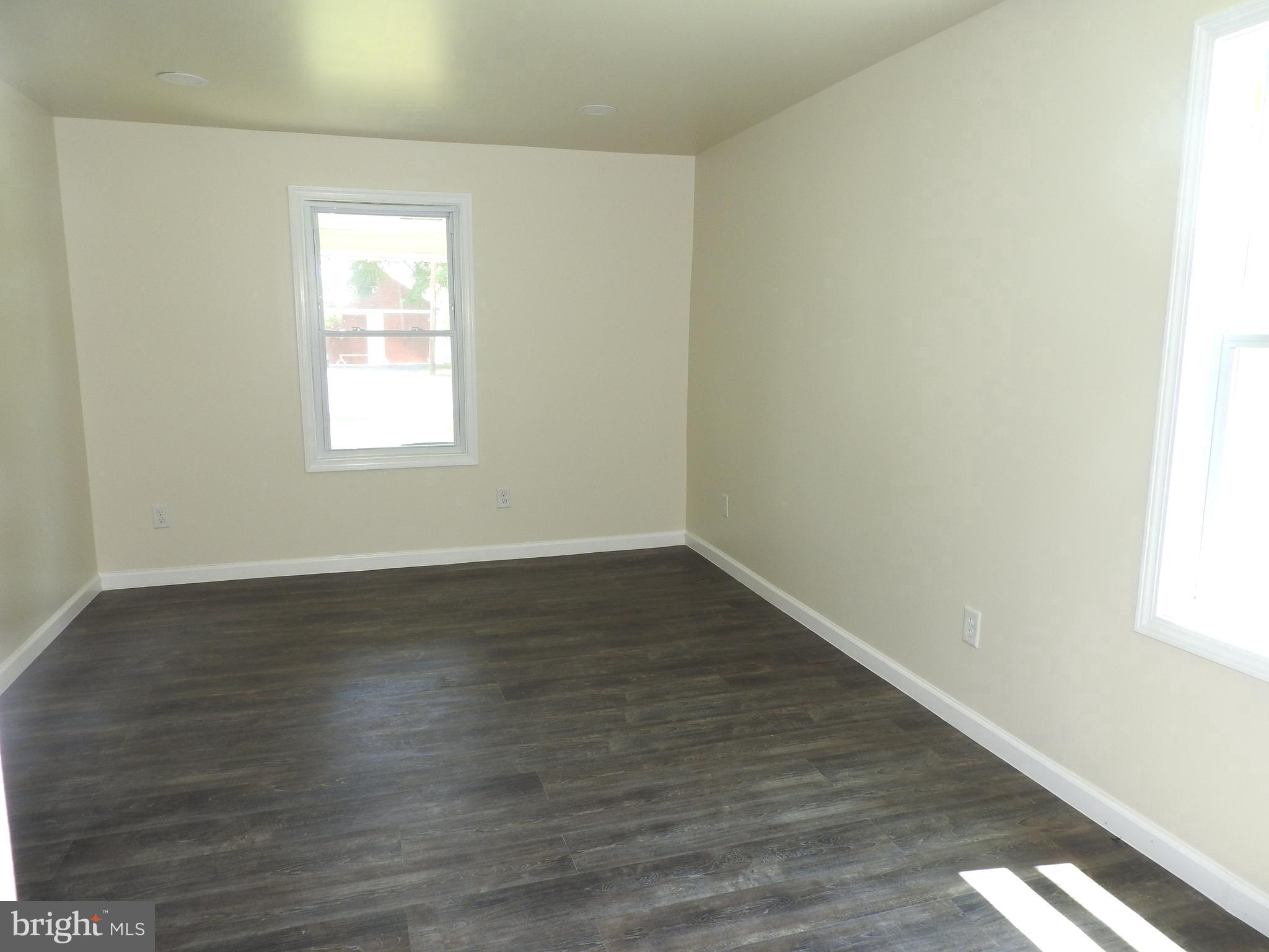 5836 Hudson Wharf Road Cambridge, MD 21613 - Photo 10 of 30 Living room
