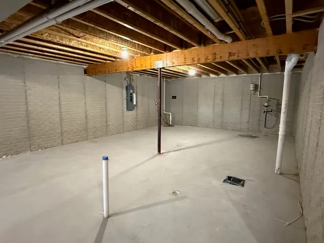 $396,140 | N162-w21870 Poppy Road, Jackson, WI 53037