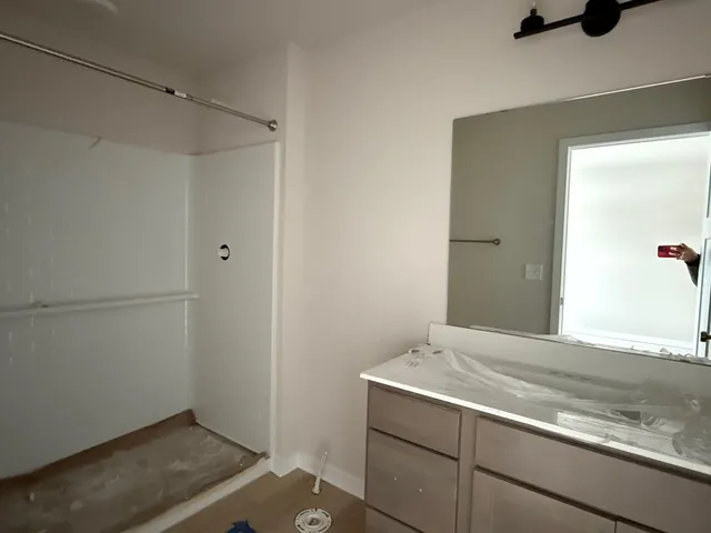 $396,140 | N162-w21870 Poppy Road, Jackson, WI 53037