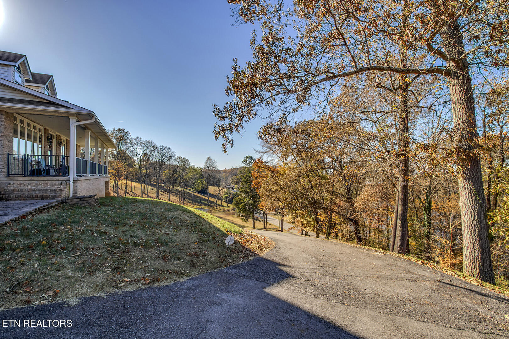 417 River Road Loudon, TN 37774 - Photo 56 of 60 Front Drive Way
