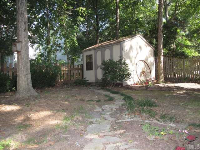 12004 North Exeter Way Raleigh, NC 27613 - Photo 5 of 7