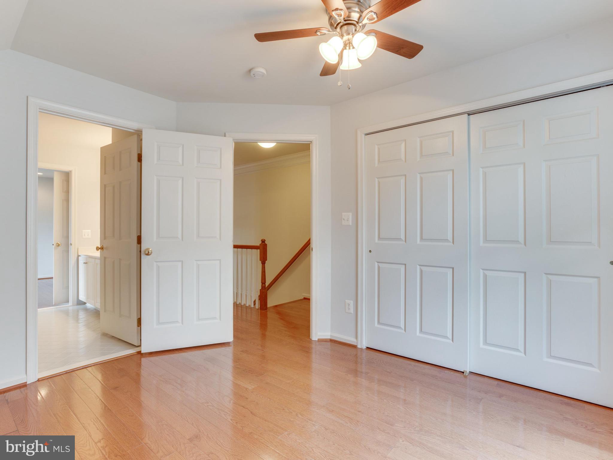 10879 Hunter Gate Way Reston, VA 20194 - Photo 16 of 30 Bedroom