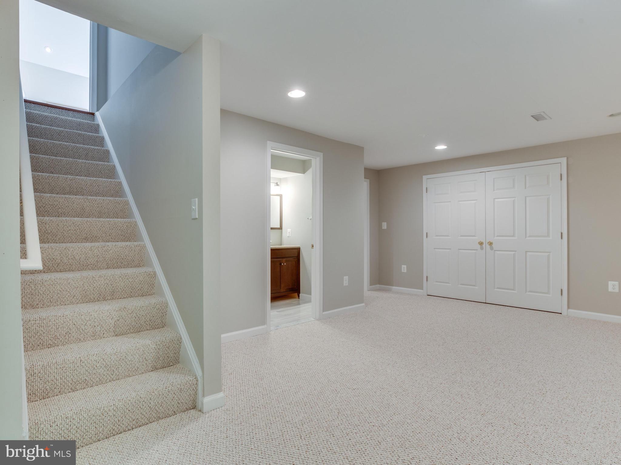 10879 Hunter Gate Way Reston, VA 20194 - Photo 20 of 30 Basement