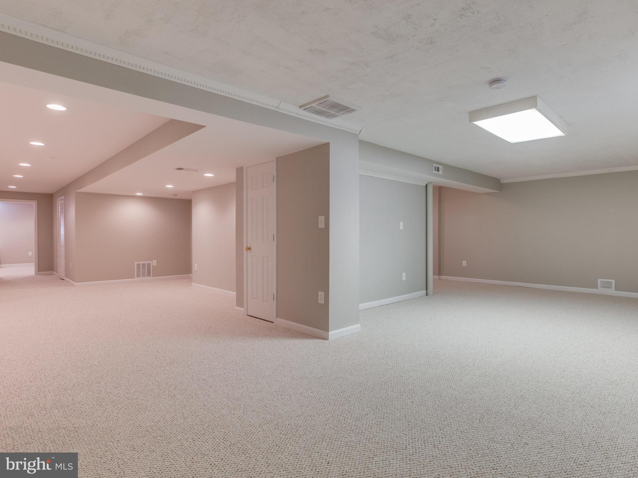 10879 Hunter Gate Way Reston, VA 20194 - Photo 23 of 30 Basement