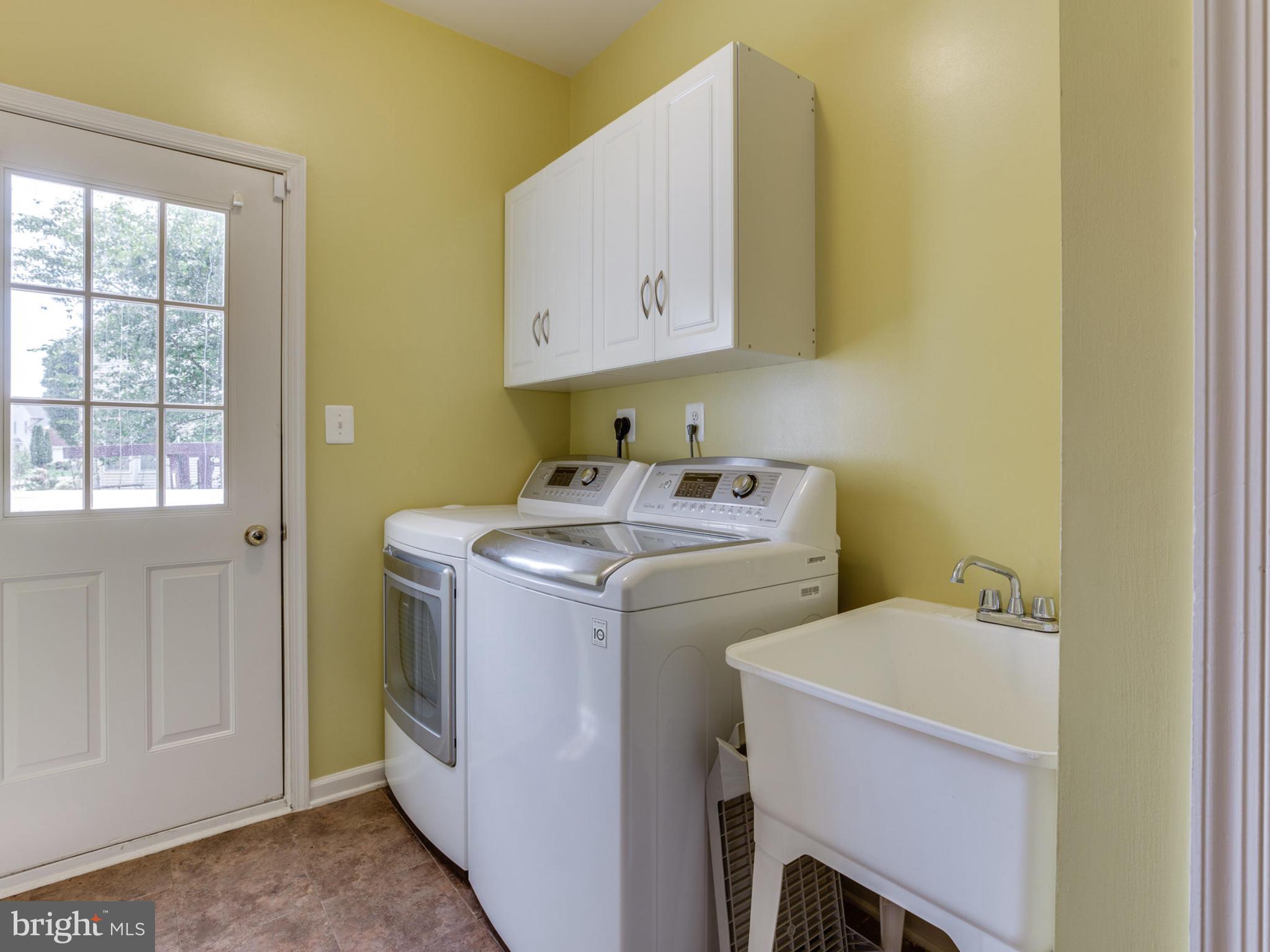 10879 Hunter Gate Way Reston, VA 20194 - Photo 24 of 30 Interior (General)