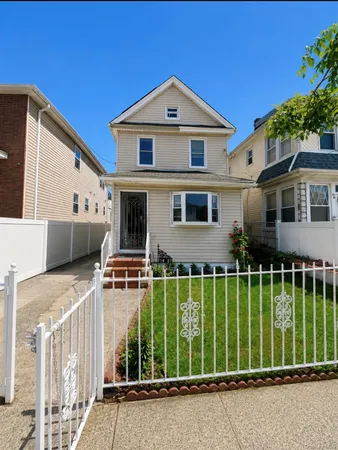 $780,000 | 114-37 157th Street | South Jamaica