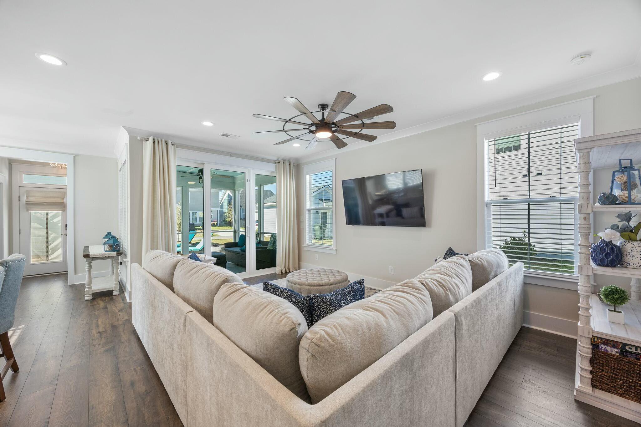 889 Carnes Crossing Summerville, SC 29486 - Photo 20 of 55 Open Living