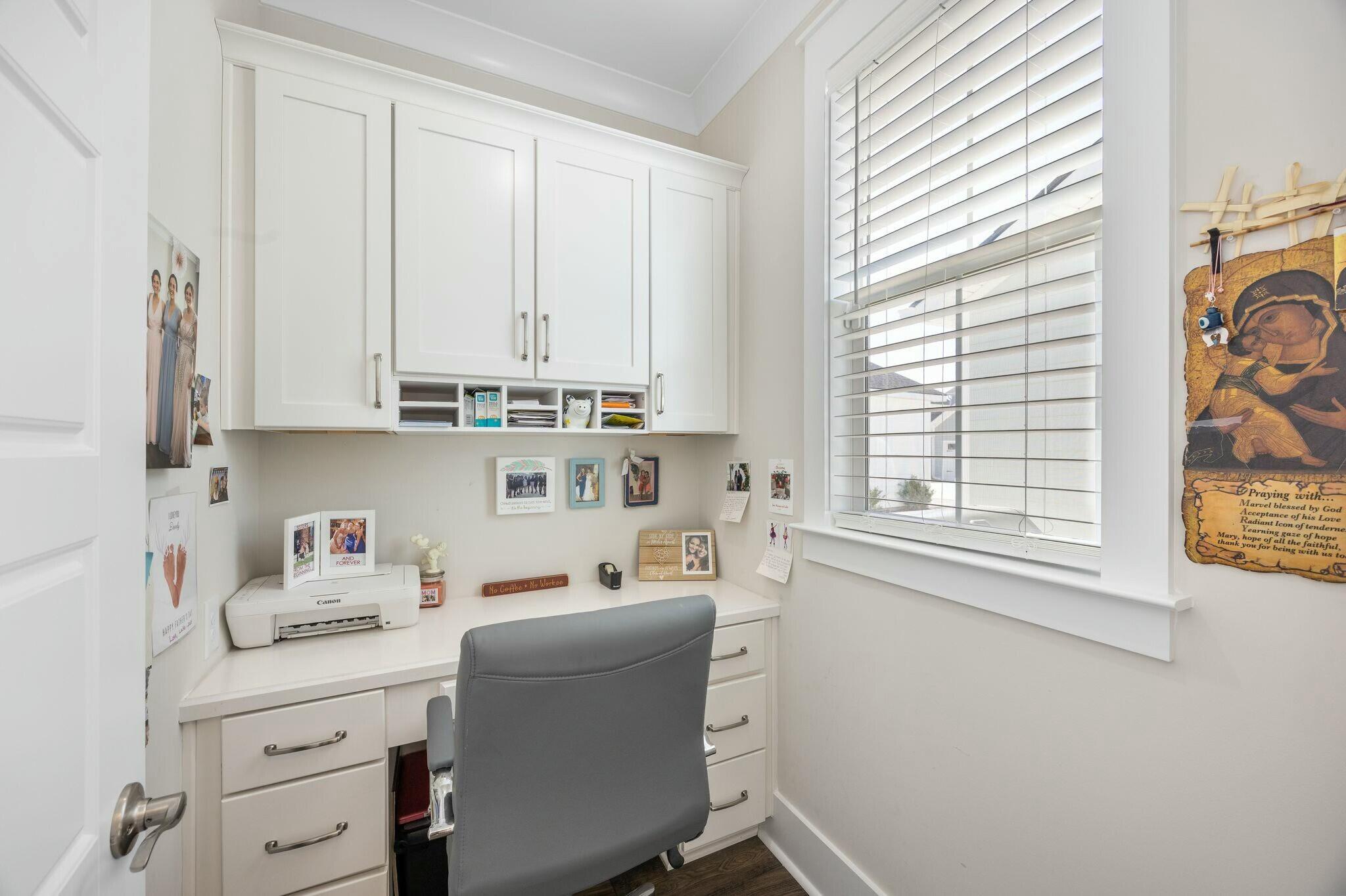 889 Carnes Crossing Summerville, SC 29486 - Photo 29 of 55 Office Space