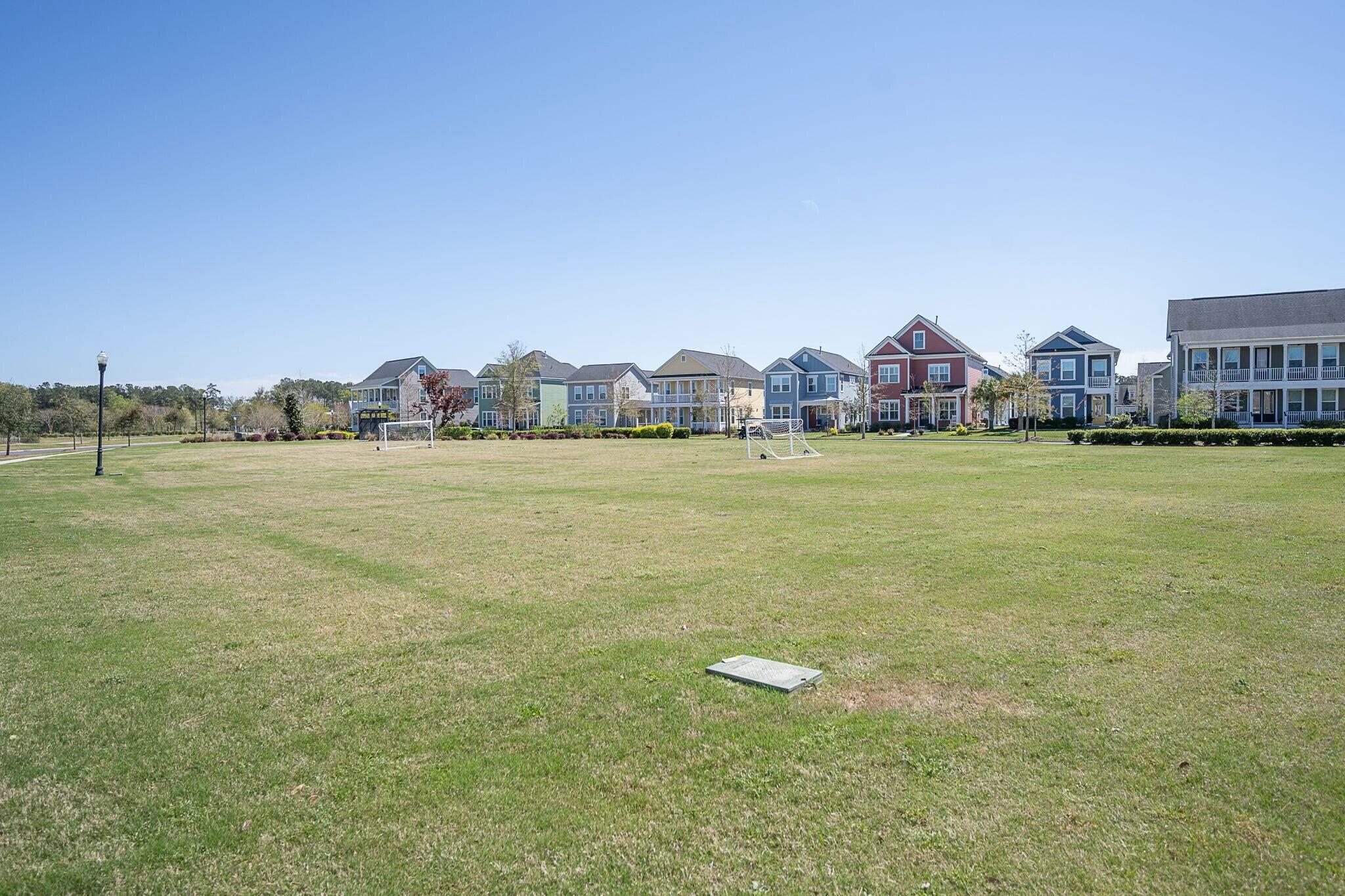 889 Carnes Crossing Summerville, SC 29486 - Photo 44 of 55 Amenities