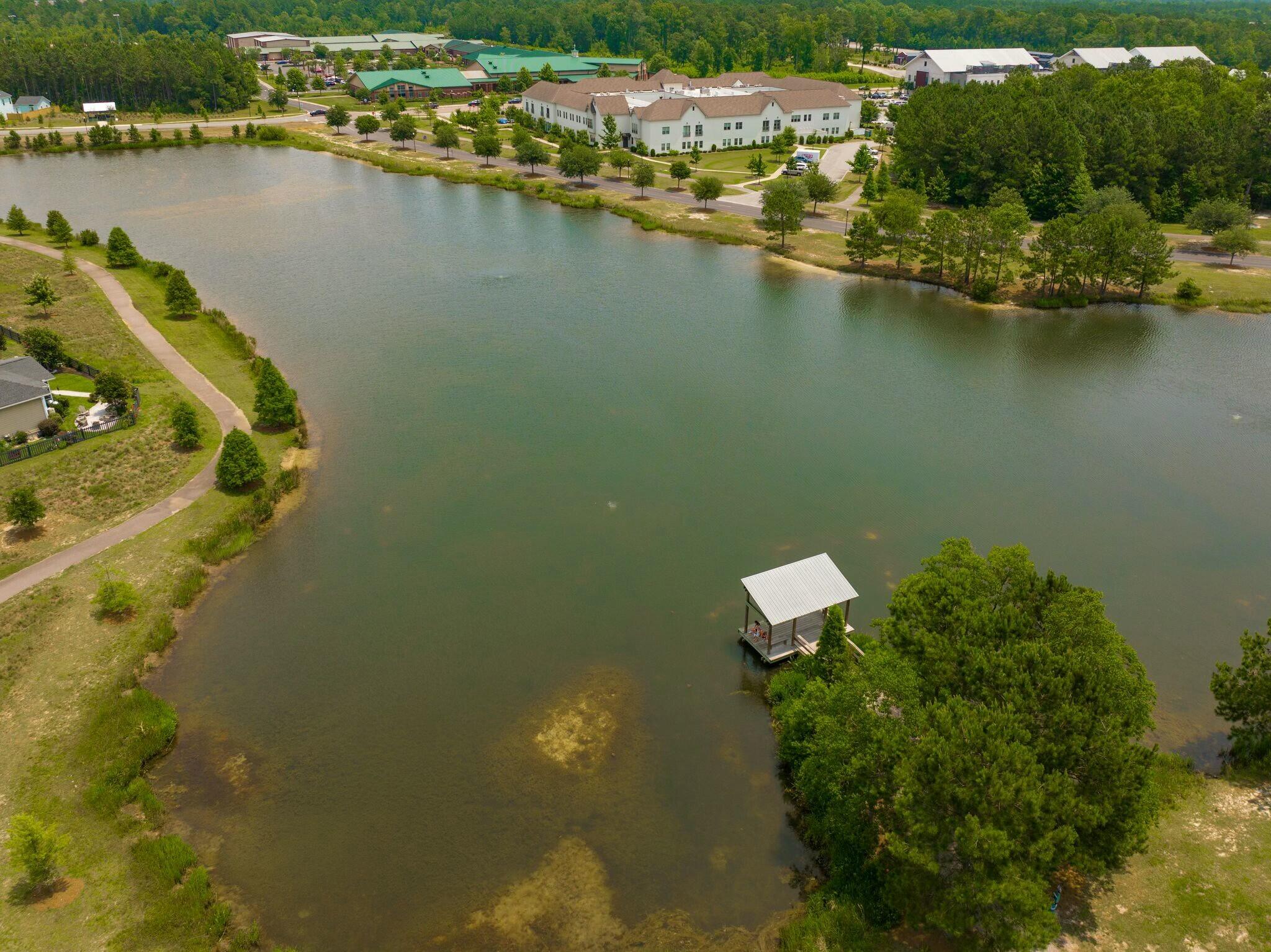 889 Carnes Crossing Summerville, SC 29486 - Photo 46 of 55 Amenities