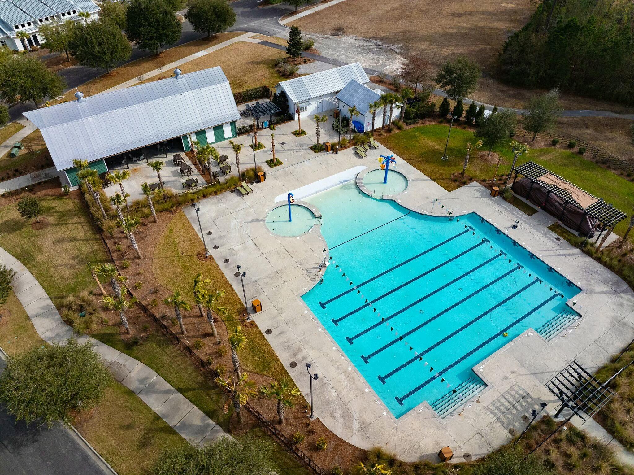 889 Carnes Crossing Summerville, SC 29486 - Photo 49 of 55 Amenities